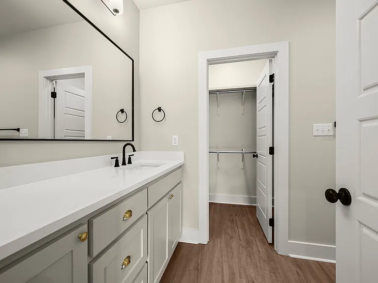 8007 Arnold Rd #13C — Photo 7