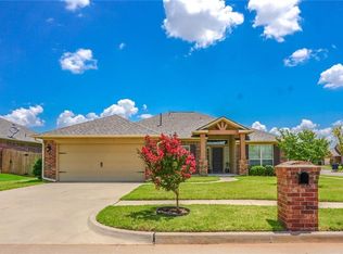 412 Durkee Rd, Yukon, OK 73099