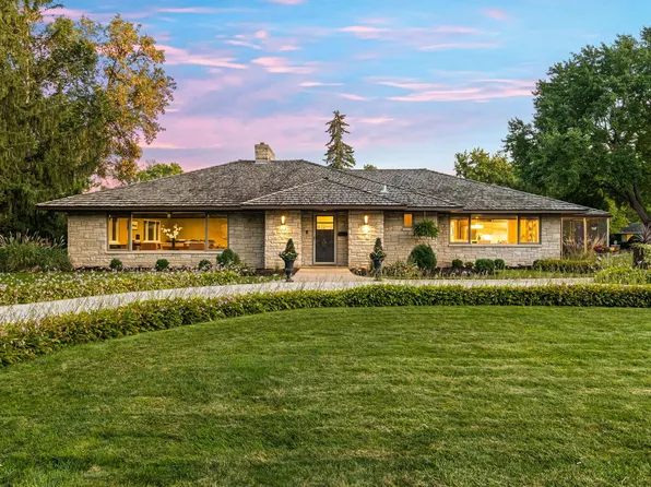 102 Wayside Rd E, Hopkins, MN 55343