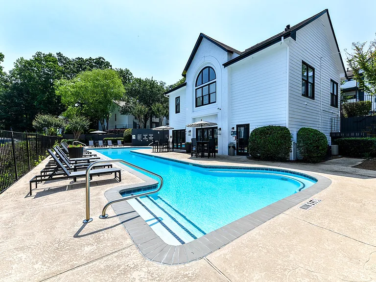Avana Dunwoody — Photo 11