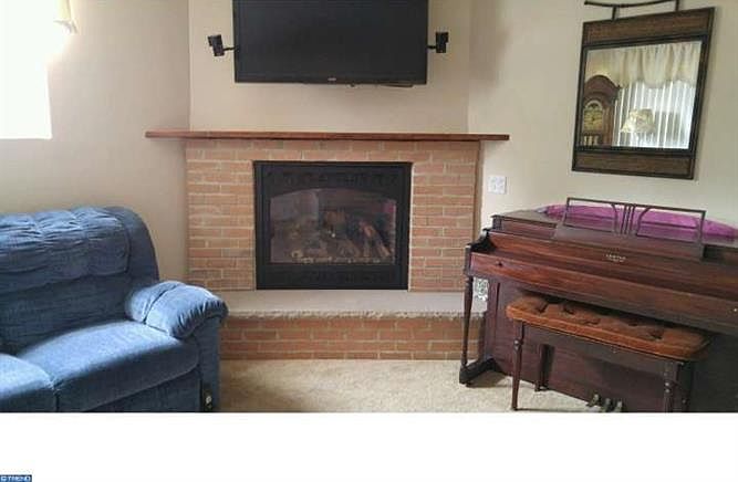 2nd image of 40 Lanci Rd