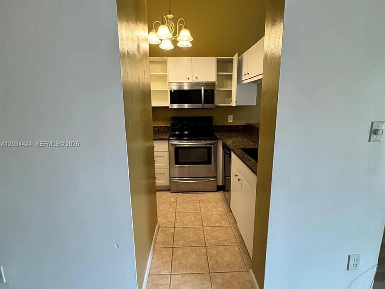 911 Coral Club Dr #911 — Photo 12