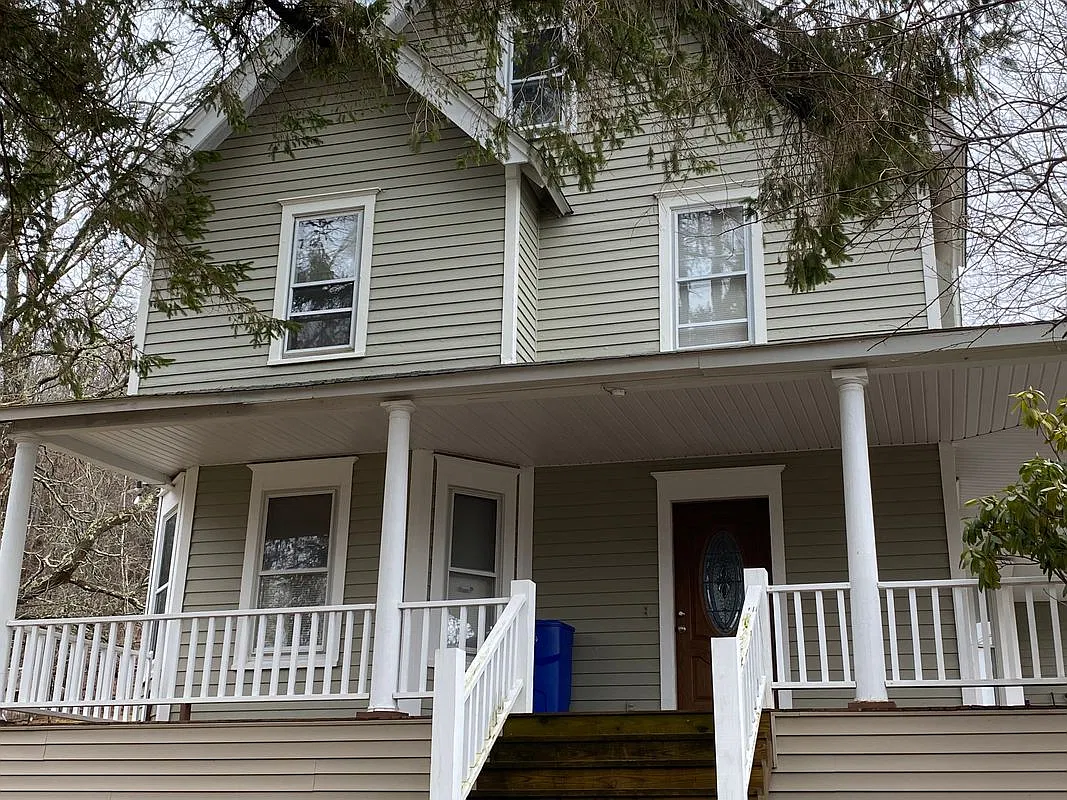 30-34 Revonah Hill Rd — Photo 1