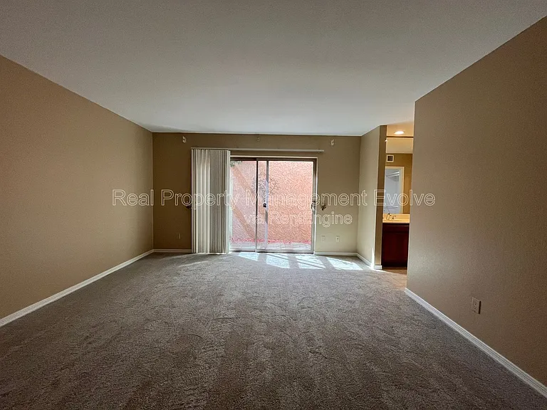 7513 N Via Camello Del Sur — Photo 15