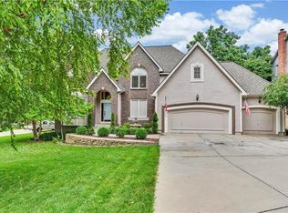 14928 Rhodes Cir, Lenexa, KS 66215