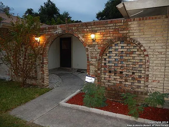 6606 Benhill — Photo 2