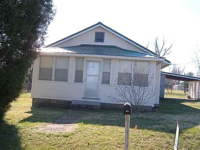 1st image of 581 Clay St