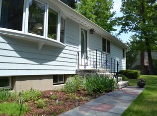 534 Hudson Rd, Sudbury, MA 01776