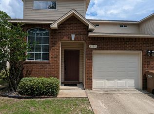 2160 Hadleigh Hills Ct, Navarre, FL 32566