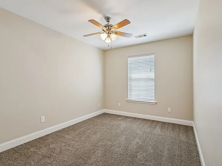 106 Covington Meadows Cir #C — Photo 16