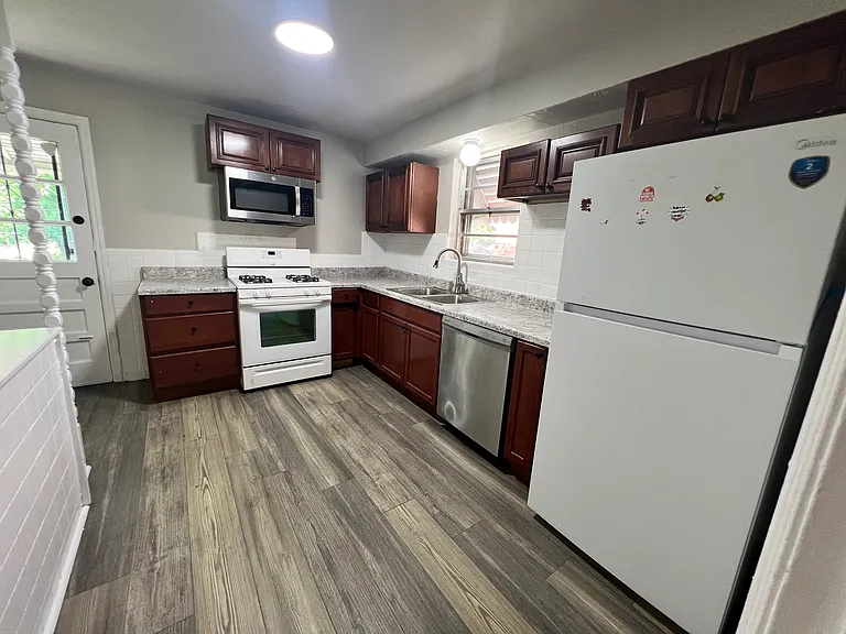 8311 Richard Ave — Photo 4