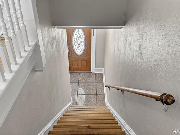 5th image of 4229 Hartford St