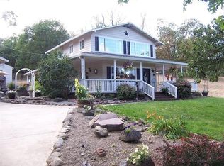 7959 Colonial Way, Central Pt, OR 97502