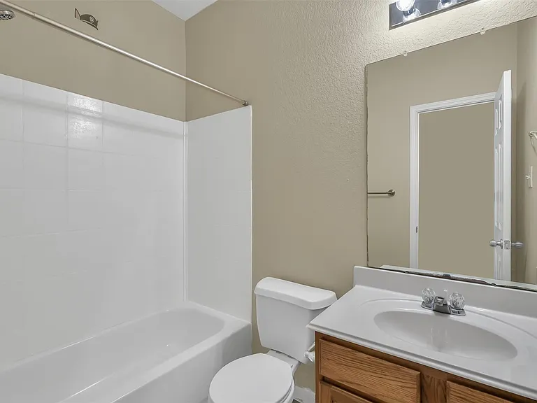 6534 Bella Noche Dr — Photo 10