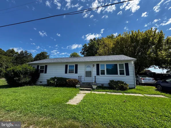 517 Billingsley Ave, Colonial Beach, VA 22443