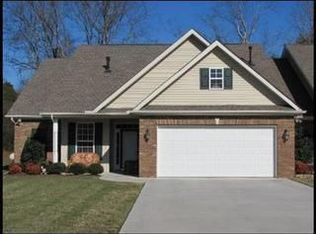 7210 Oakfield Ln, Powell, TN 37849