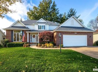 3224 Fernwood Ct, Davenport, IA 52807