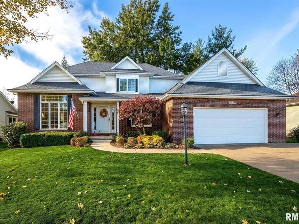 3224 Fernwood Ct, Davenport, IA 52807