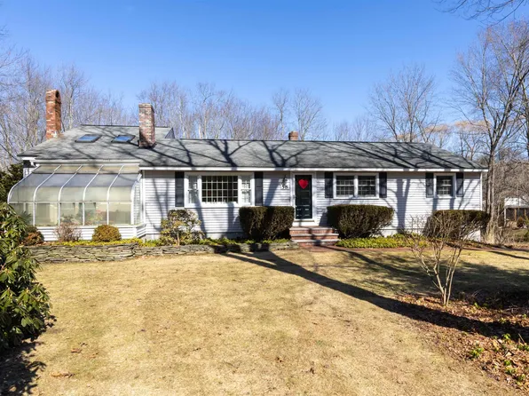 58 Summit Drive, Atkinson, NH 03811