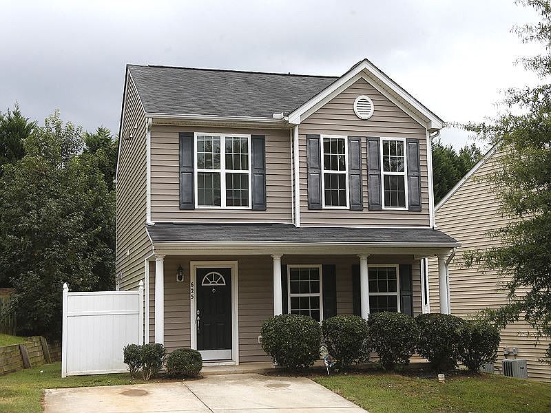 1st image of 625 Champion St