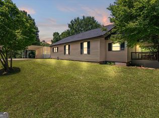 1423 Beulah Church Rd, Carrollton, GA 30117