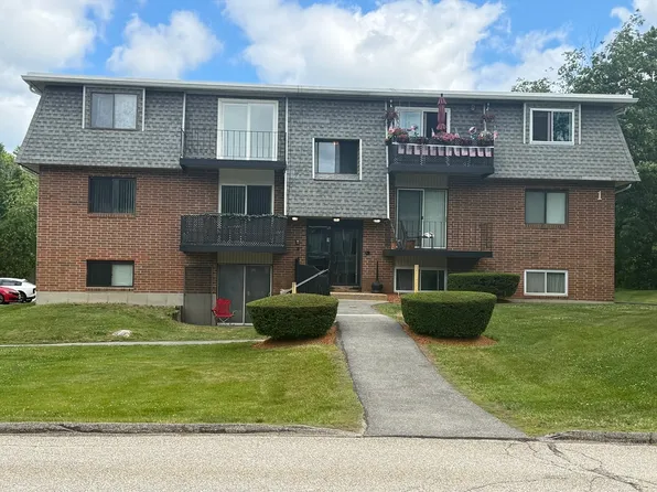 176 Maple Ave APT 1-31, Rutland, MA 01543