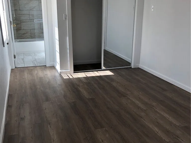 10515 S Firmona — Photo 6