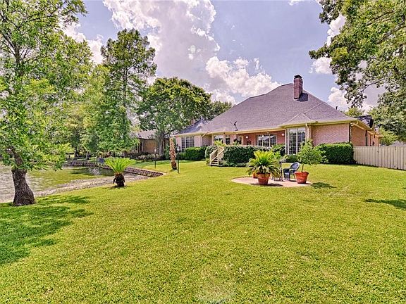 3rd image of 2105 Arcady Ln