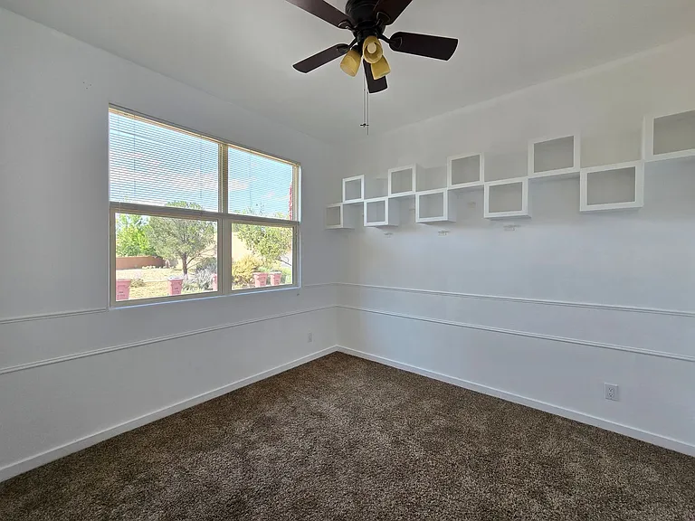 3 Wood Flower Pl — Photo 24