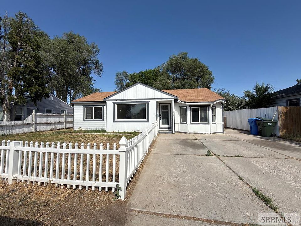 1st image of 948 Fairbanks Ave