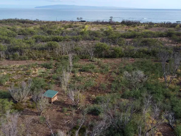 856 Paekii Pl #A, Lahaina, HI 96761