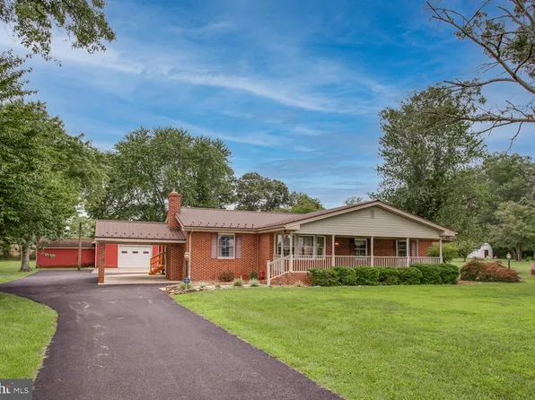 5655 Huckleberry Dr, Bryantown, MD 20617