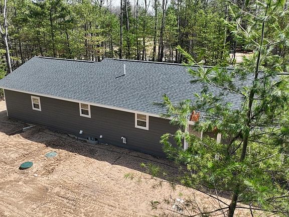 3rd image of 6681 Crystal Lake Rd