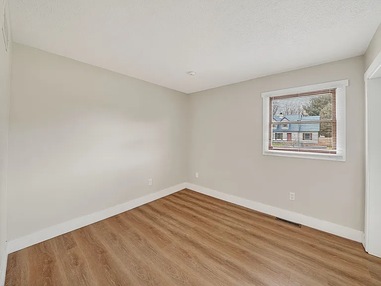 11966 Bluebonnet Ln — Photo 21