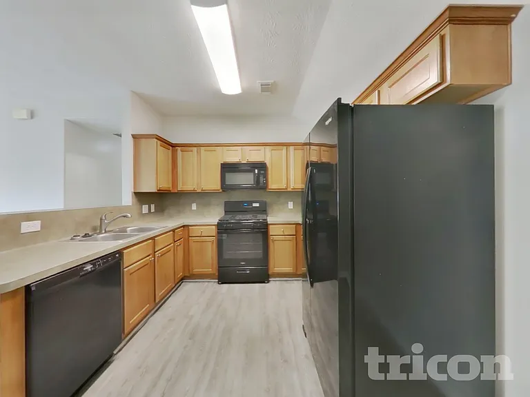 24307 Hard Wood Dr — Photo 6