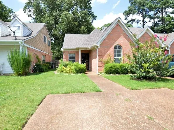 6738 Whitten Pine Dr, Memphis, TN 38134