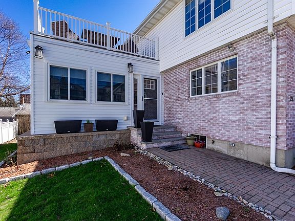 2nd image of 21 Sewall Ave