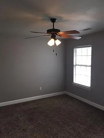 817 Coffee St — Photo 10