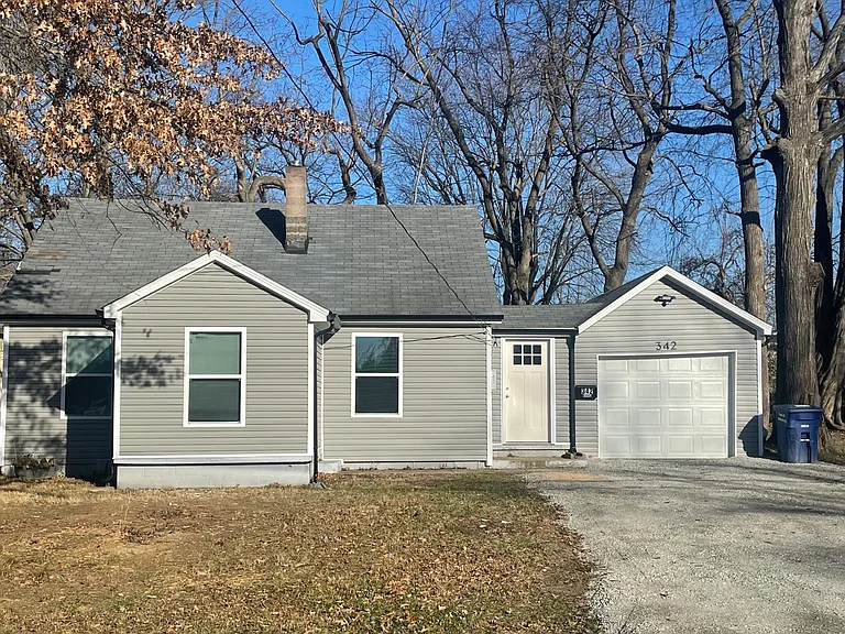 342 Kahl Ct — Photo 11