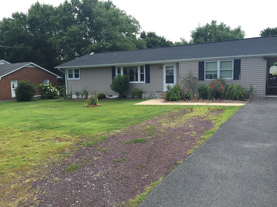 1st image of 3416 Maple Grove Dr