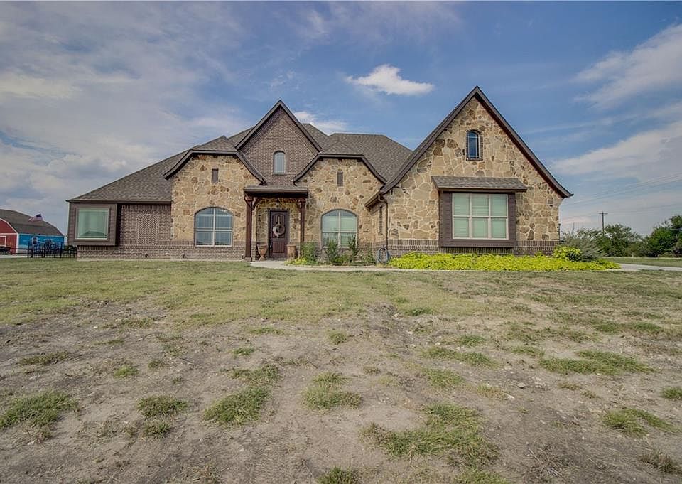 1st image of 2300 Vista Oaks Ln