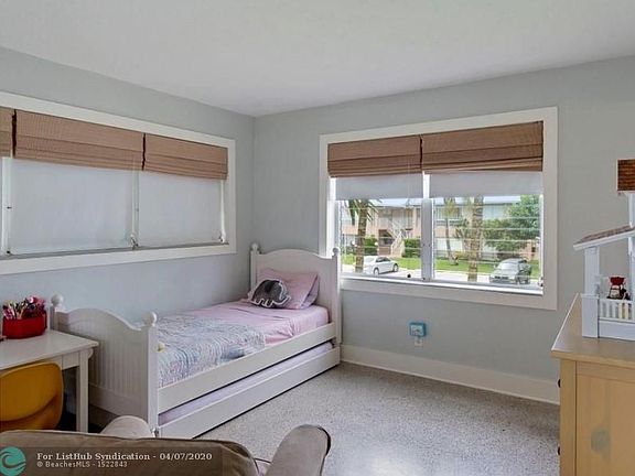 5th image of 2755 NE 28th Ave APT C2