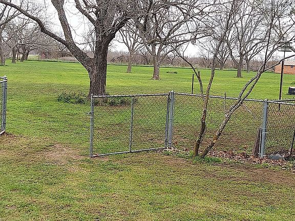 4th image of 4843 Fm 1436