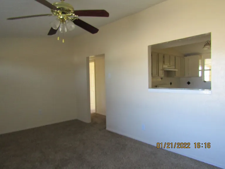3412 NW Lincoln Ave — Photo 4