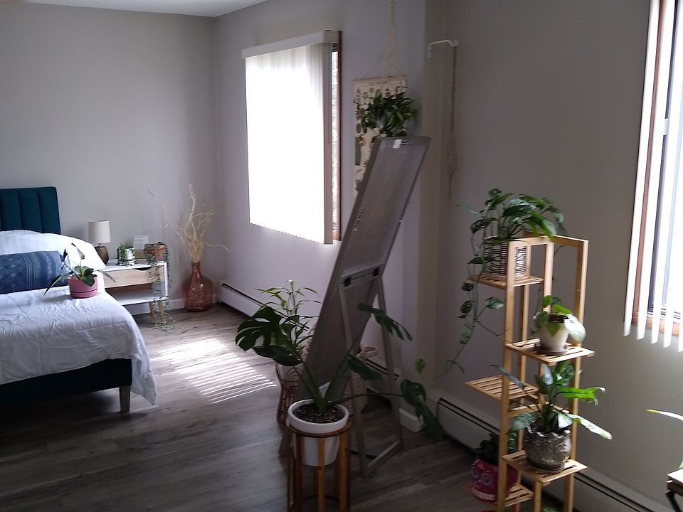 Enough space for desk, bookshelves, or whatever :)