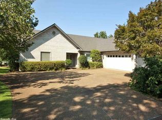 4 Ribera Way, Hot Springs, AR 71909