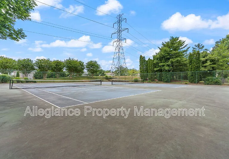 8073 Morning Meadow Ct — Photo 44