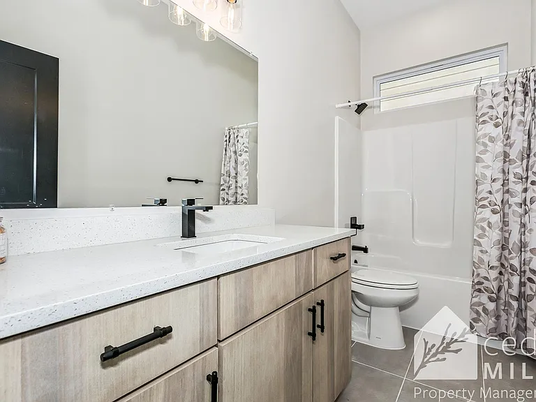 1502 N Emerald Valley Dr — Photo 11