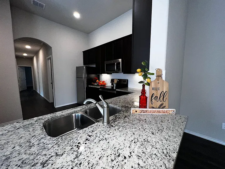 9221 Groff Lndg #1 — Photo 3