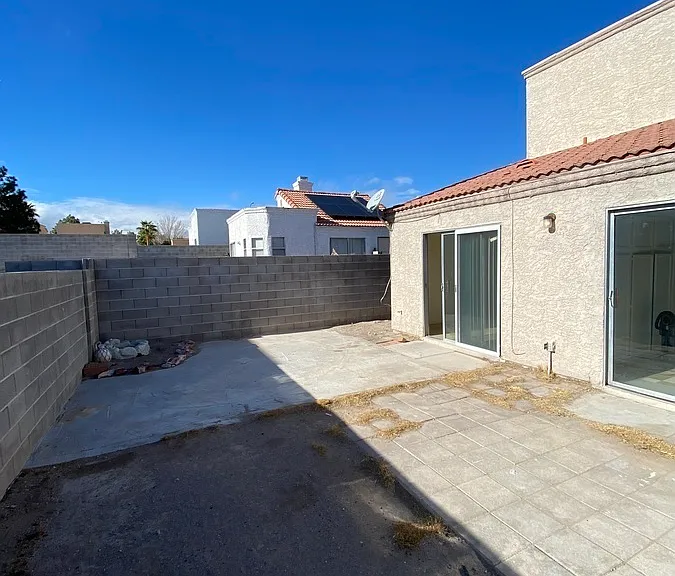 5413 Harmony St — Photo 3